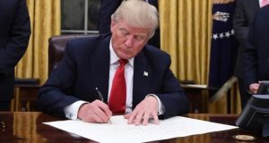 Reabrirían Gobierno de EE.UU. pero niegan demócratas dinero para muro