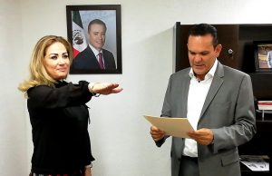 Rinde protesta Maribel Chollet como directora de Isapesca