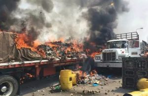 Queman camión con ayuda para Venezuela