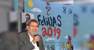 “No todos los besos son iguales”, la nueva novela de Élmer Mendoza