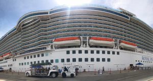 Llegan a Mazatlán cruceros Royal Princess y Carnival Splendor