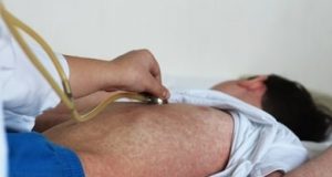 Viajeros deben vacunarse para prevenir sarampión