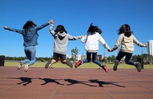 Cuidar la salud de niñas y niños, para tener adultos sanos