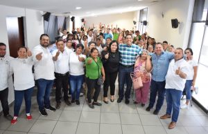 Asociación de comerciantes y ambulantes de Culiacán se suman a la militancia del PRI