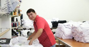 Avanza la microindustria de la confección de uniformes en Sinaloa