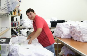 Avanza la microindustria de la confección de uniformes en Sinaloa