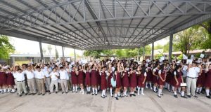 Adiós tareas, libretas y mochilas… Este lunes concluye el ciclo escolar
