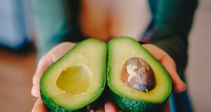 10 Razones por las que deberías comer un aguacate diariamente