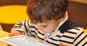 ¿Cuál es la mejor edad para dotar de tecnología a un niño?