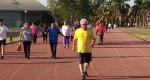 Es posible reducir el estrés y prevenir diversos tipos de cáncer caminando