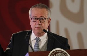 Renuncia Carlos Urzúa a la Secretaría de Hacienda