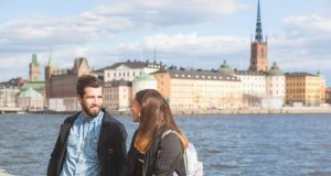 Trabajar sólo 4 días a la semana, la propuesta de Nueva Zelanda y Suecia