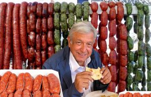 Niegan #Longanizagate; además AMLO dice que él no come chorizo