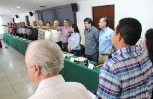 Entrega Jesús Valdés nombramientos de enlaces operativos distritales del PRI