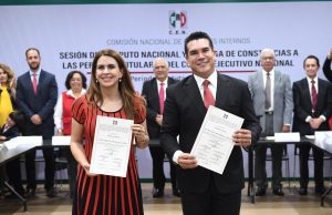 Reciben constancia de mayoría Alejandro Moreno y Carolina Viggiano como nuevos dirigentes del PRI