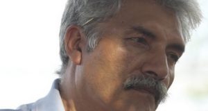 Pus detrás de las palabras