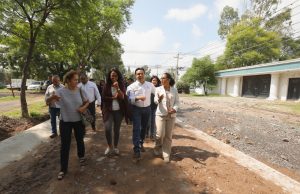 Siguen mejoras en vialidades en Jurica Campestre