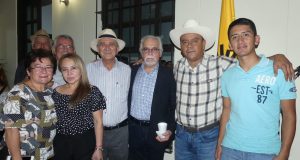 Personajes de la política conmemoran 100 años del PCM