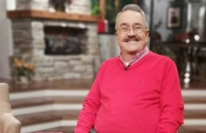 Pedro Sola coquetea en Twitter con un joven culichi y es descubierto