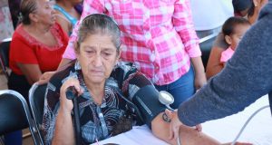 Jornada de Apoyo atiende a vecinos de la colonia Bicentenario
