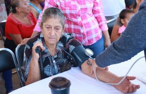 Jornada de Apoyo atiende a vecinos de la colonia Bicentenario