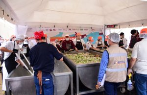 Domingo de Aguachile, Récord Guinness y lluvia para Culiacán…