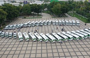 Entregan 40 nuevas unidades de transporte público; suman ya 400 en Sinaloa