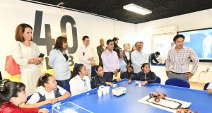 Entregan las primeras 10 aulas STEM, con equipo de alta tecnología