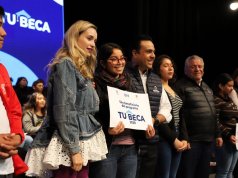 Entrega Luis Nava 4 mil 686 incentivos del programa Tu Beca