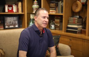 Hija del gobernador de Sinaloa tiene Covid-19; ella es la joven contagiada en Culiacán