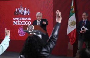 Me reuní con médico del IMSS, no con hermano del “Chapo” AMLO