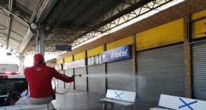 Continúa la sanitización de espacios públicos, brigadas llegan a la Central de Autobuses