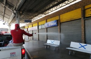 Continúa la sanitización de espacios públicos, brigadas llegan a la Central de Autobuses