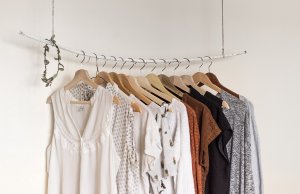 ¿Cuánto sobrevive el coronavirus en la ropa?