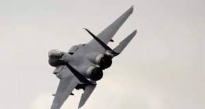 Avión de combate estadounidense se estrella frente a costas de Inglaterra