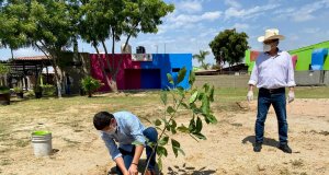 SEDESU y ganaderos conmemoran el Día del Medio Ambiente con reforestación