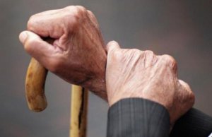 Madre e hija piden ayuda para sobrevivir a la pandemia