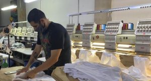 Avanza confección de uniformes escolares gratuitos en Sinaloa