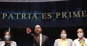 Eduardo Ramírez es presidente de la Mesa Directiva del Senado; Imelda Castro es vicepresidenta