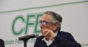 Renuncia el director de Finanzas de CFE, Antonio Rojas