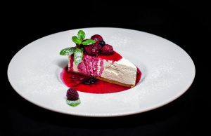 Disfruta de un delicioso cheesecake con esta fácil receta