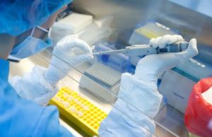 México, a través de Fundación Slim, producirá la vacuna de Oxford contra COVID-19