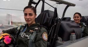 Las pilotos Miriam y Carolina, hacen historia en el desfile militar