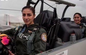 Las pilotos Miriam y Carolina, hacen historia en el desfile militar