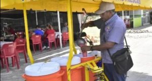 Ni horchata, ni jamaica… Prohíben Estrada Ferreiro aguas frescas ambulantes en el centro de Culiacán