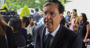 Jaime Cárdenas presenta su renuncia como director del Instituto para Devolver al Pueblo lo Robado