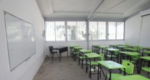 Entrega Quirino renovación total de primaria en Altata