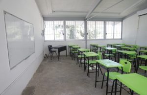 Entrega Quirino renovación total de primaria en Altata