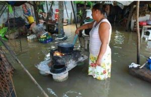 Cubren inundaciones a 500 mil en Tabasco; hay unas 10 mil viviendas anegadas