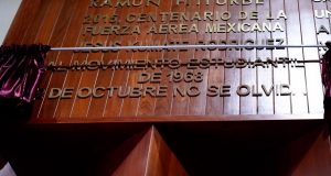 Inmortaliza Congreso del Estado la frase “2 de octubre no se olvida” con letras doradas